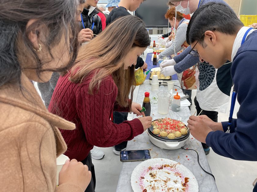 当仁校区地域住民と外国人交流事業 食文化交流